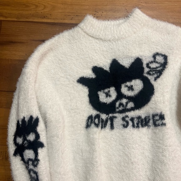 Fluffy Sanrio Batzmaru x Forever21 sweater white with black graphic - size small - Picture 2 of 4